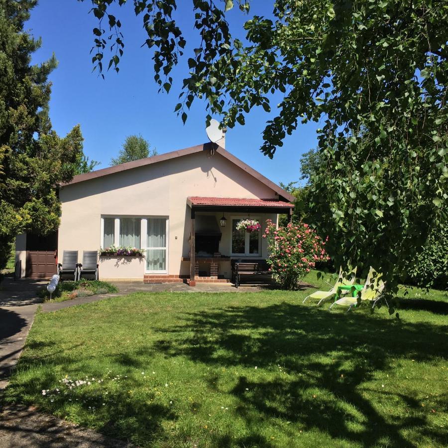 Domek Letni Na Wakacje W Rumi Rumia Bagian luar foto